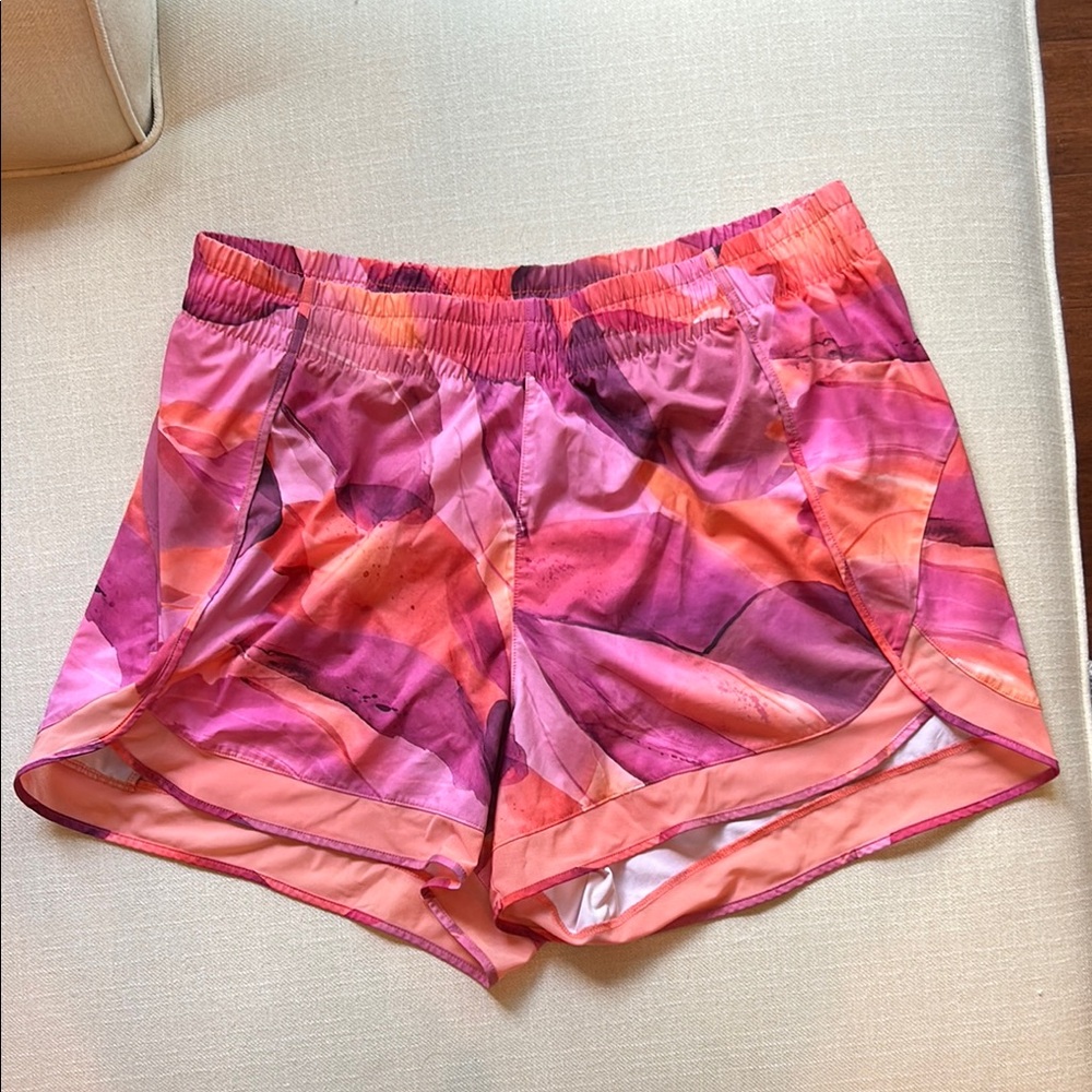 Athleta Printed Mesh Racer Run Mid Rise 4 Short 1X